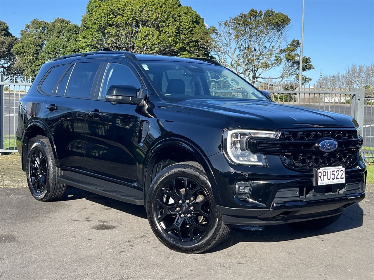 Vehicle image 3