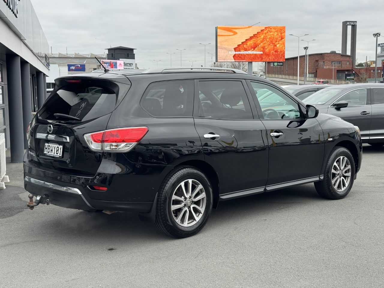 Vehicle image 3