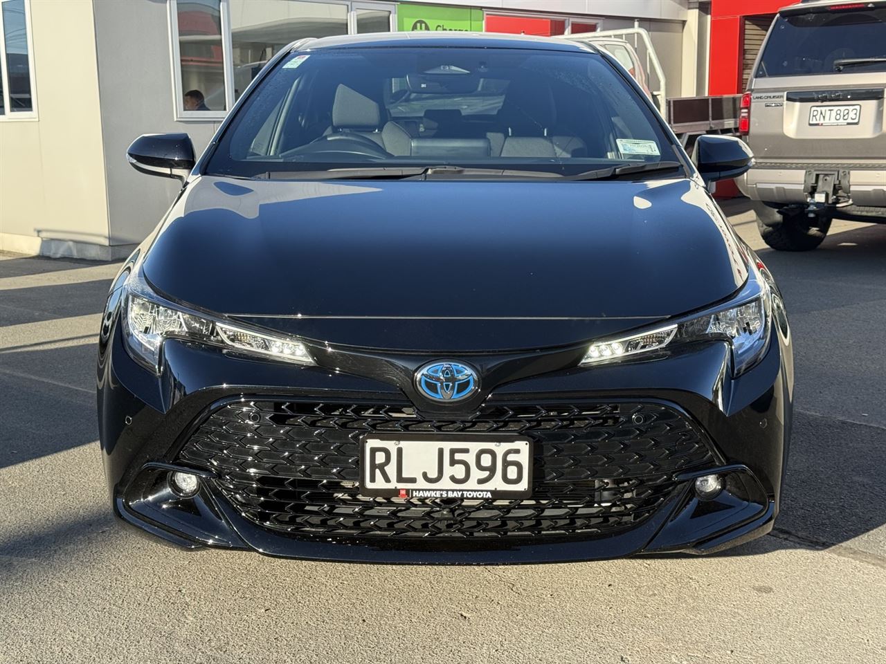 Vehicle image 5