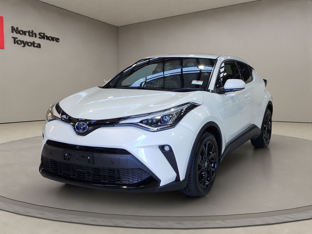 Vehicle image 3