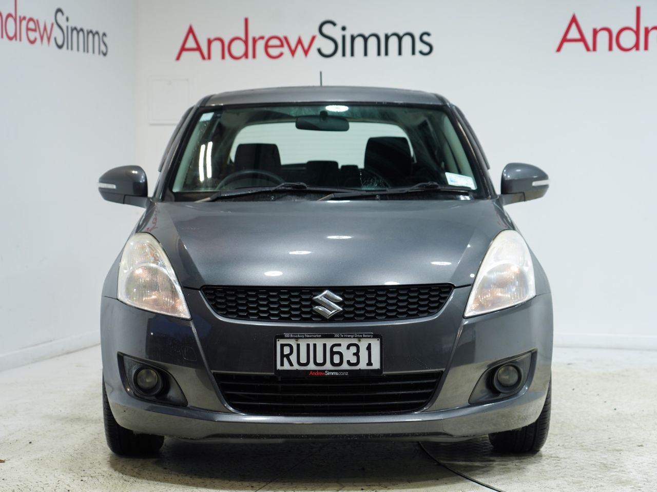 Vehicle image 3