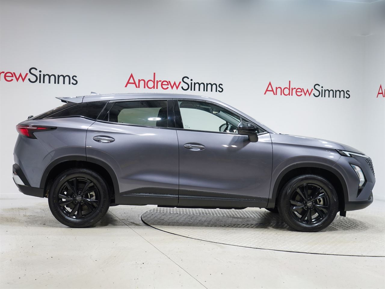 Vehicle image 3