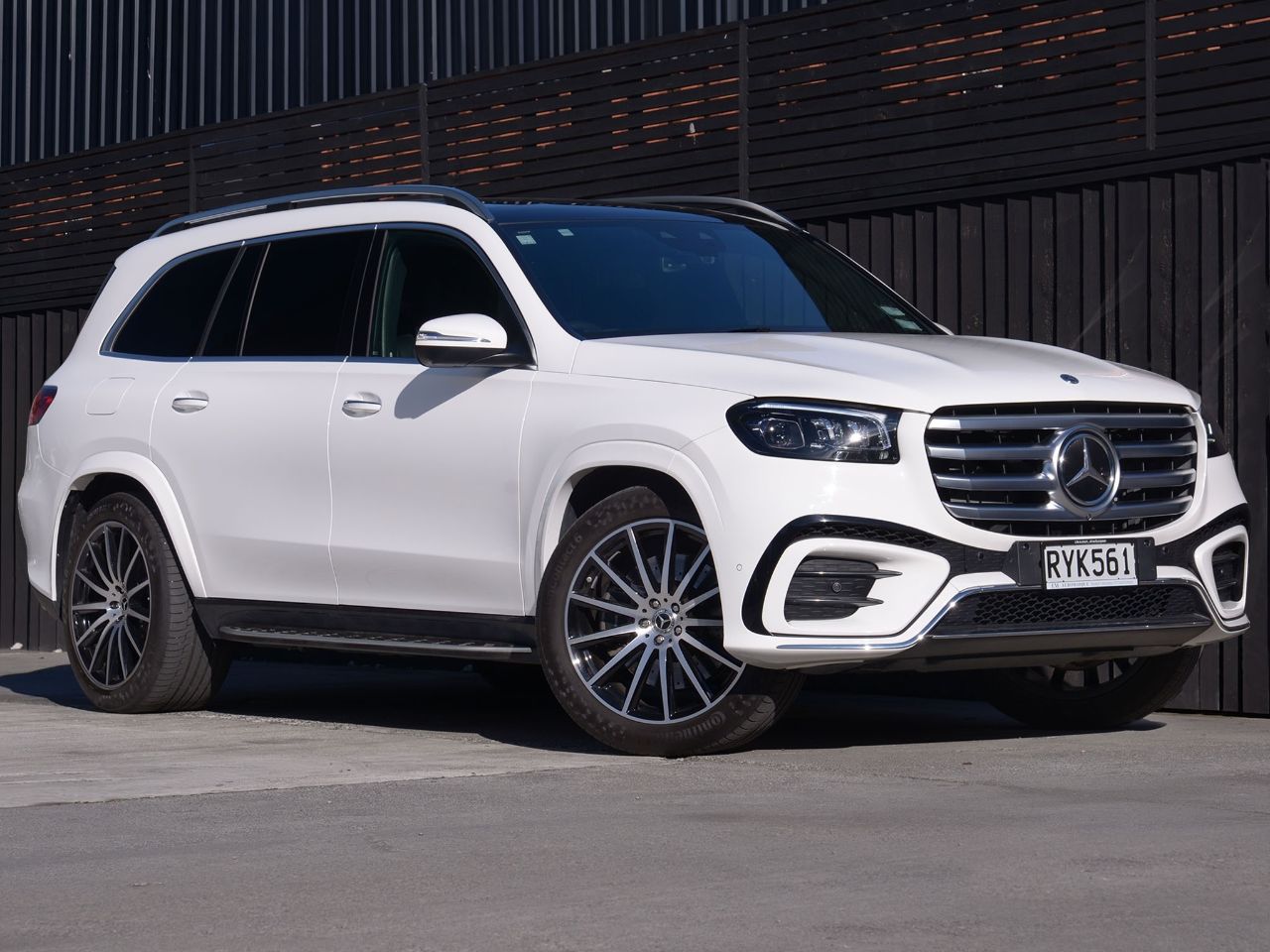 Vehicle image 1