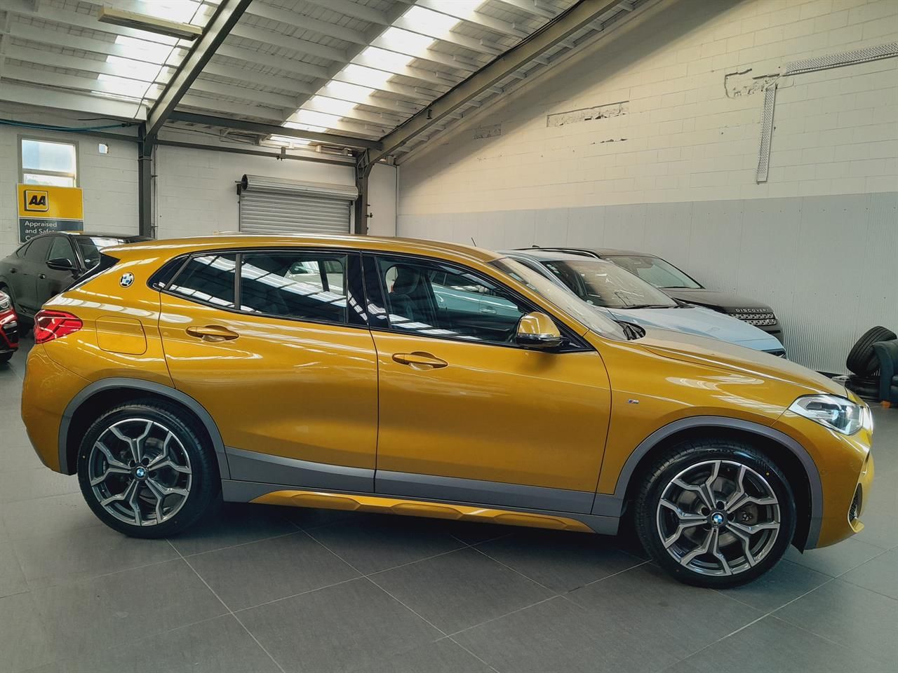Vehicle image 3