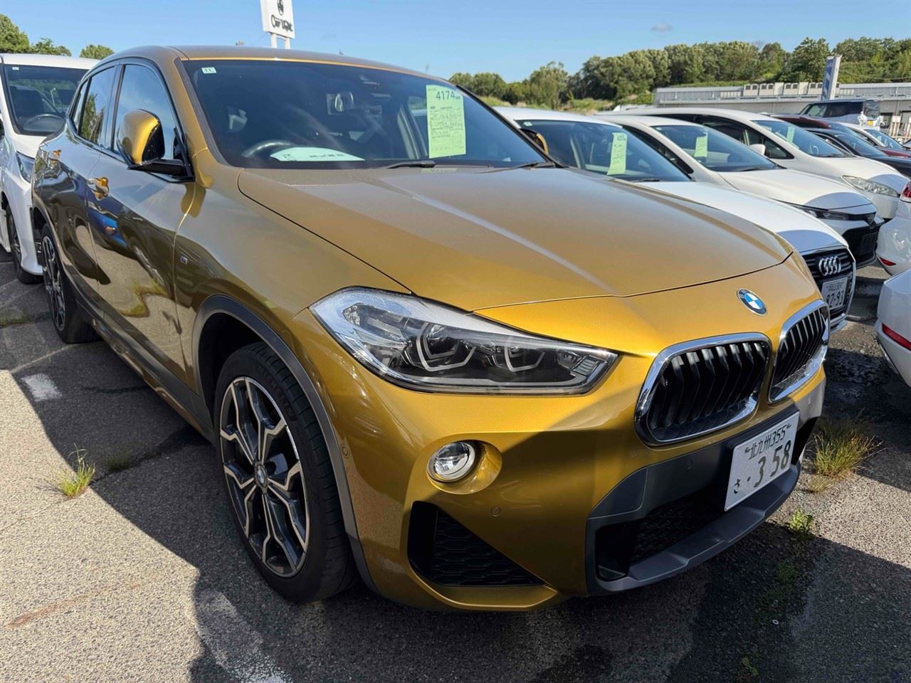 Vehicle image 4