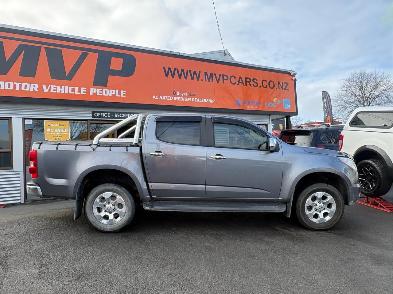 Vehicle image 3