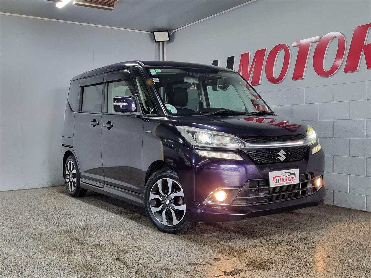 Vehicle image 1
