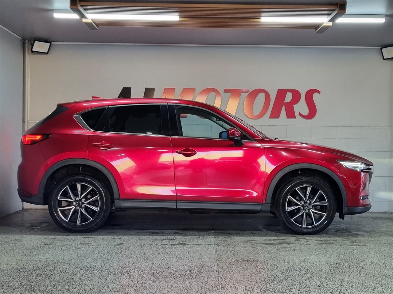 Vehicle image 5