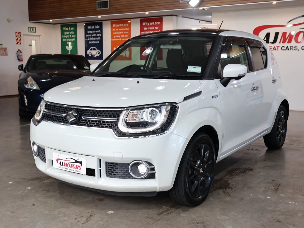 Vehicle image 3
