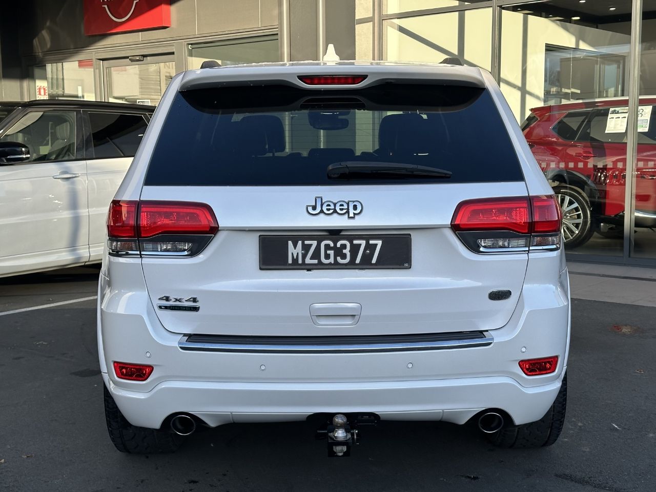 Vehicle image 5