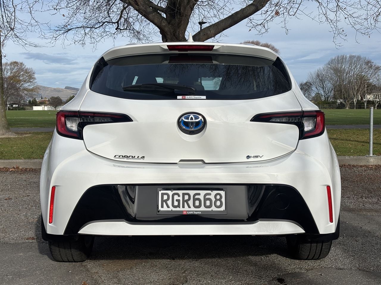 Vehicle image 4