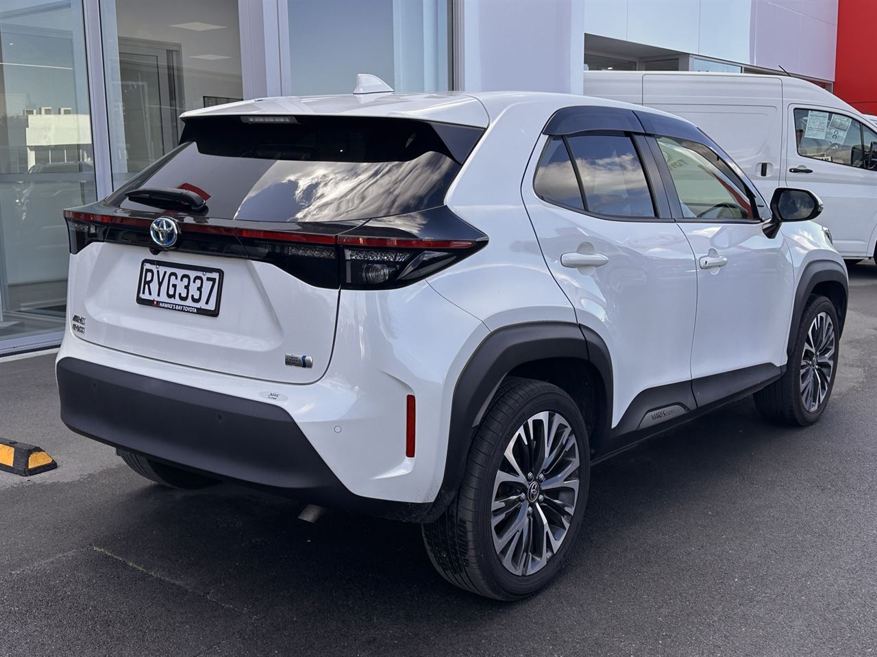 Vehicle image 3