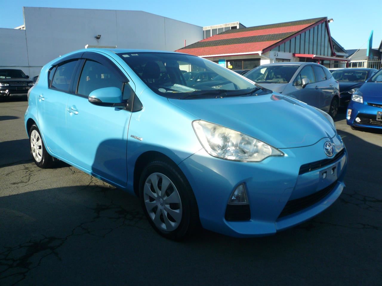 Vehicle image 3
