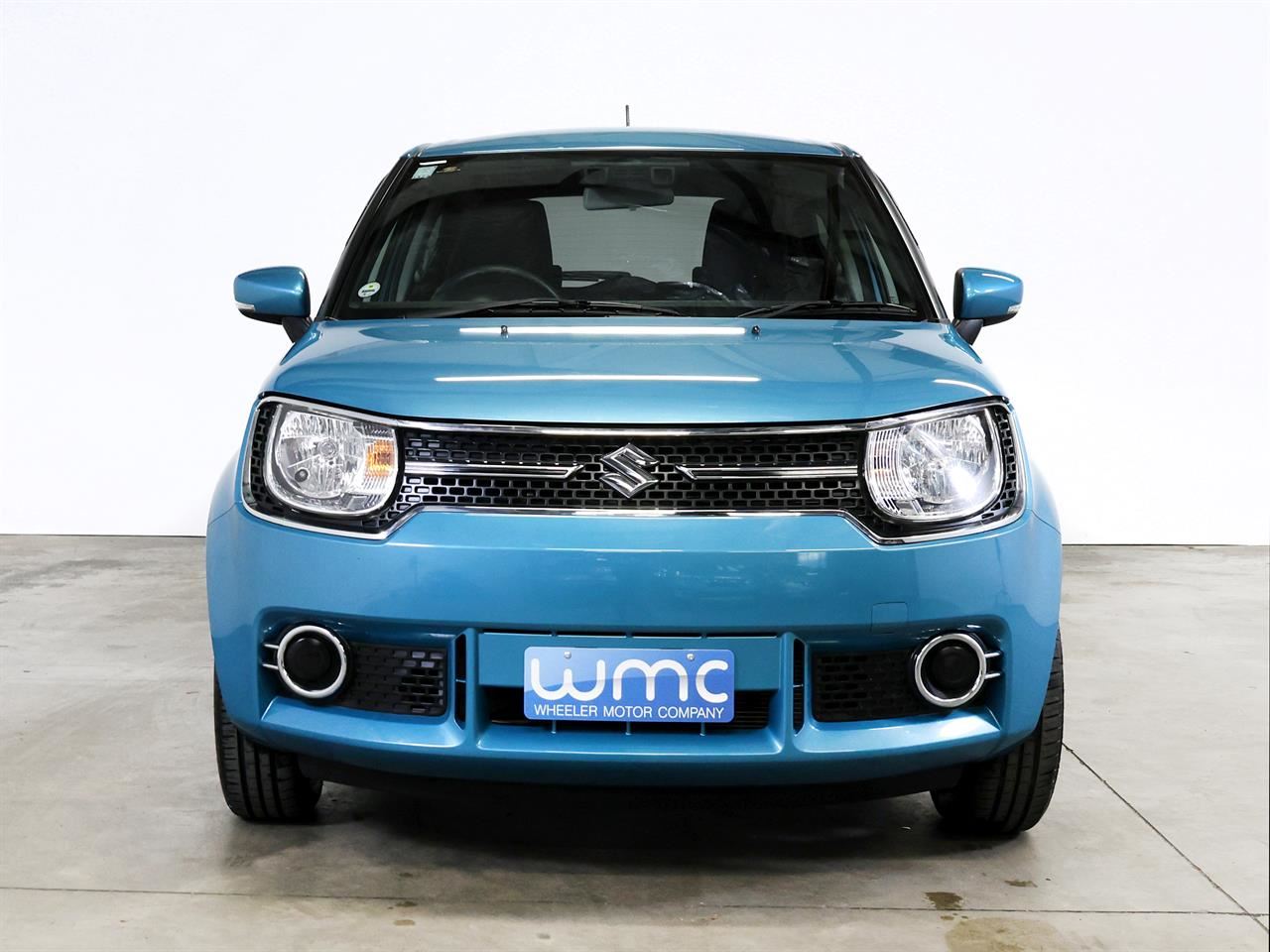 Vehicle image 3