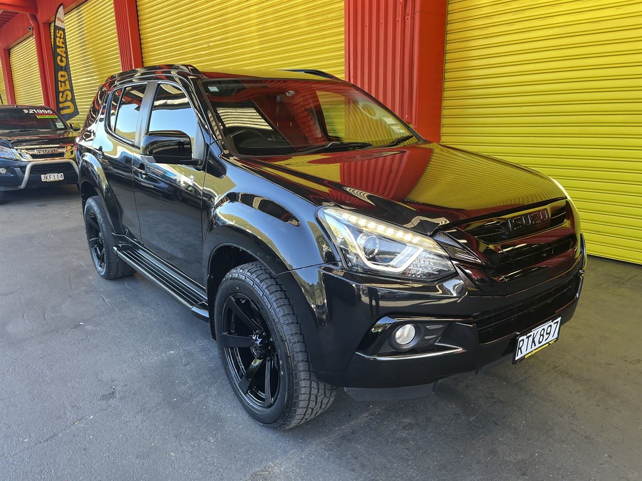 Vehicle image 1