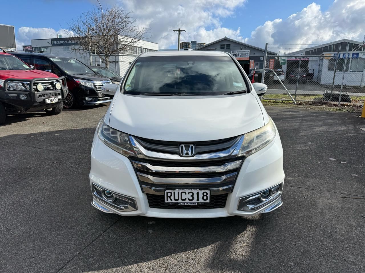 Vehicle image 3