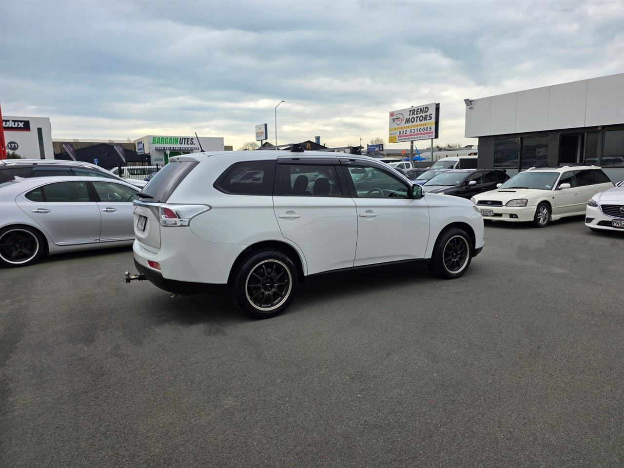 Vehicle image 2