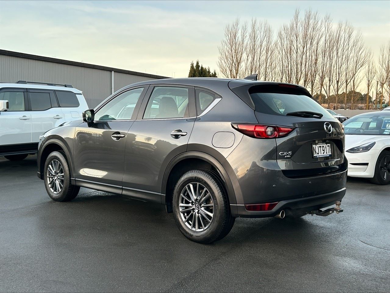 Vehicle image 4