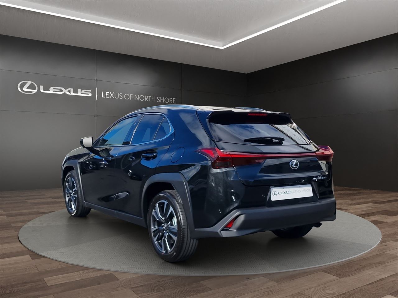 Vehicle image 5