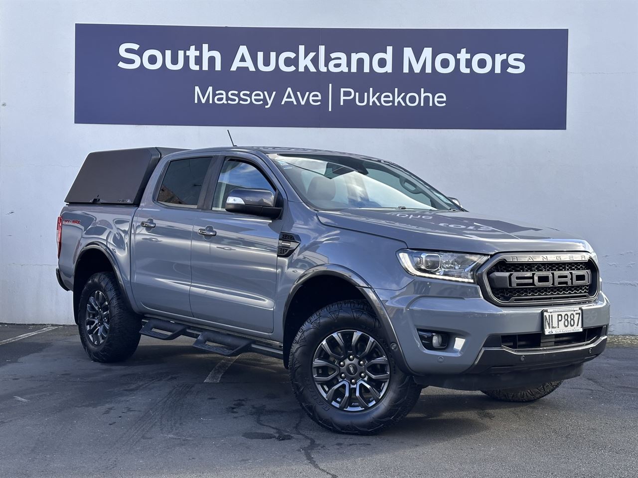 Vehicle image 3