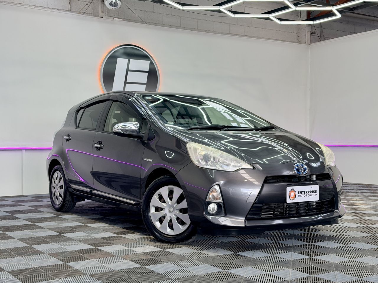 Vehicle image 1
