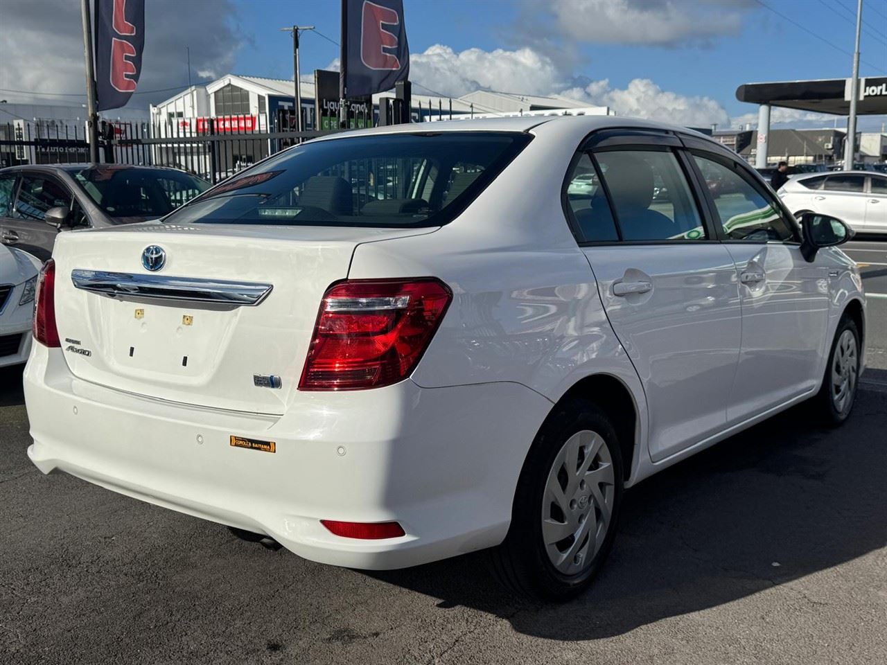 Vehicle image 4