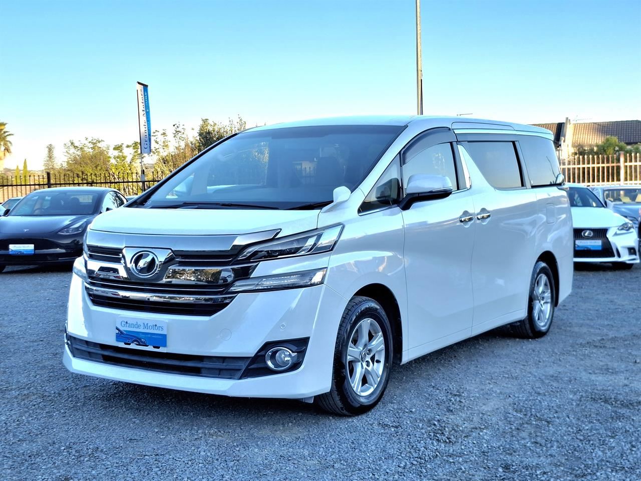 Vehicle image 3