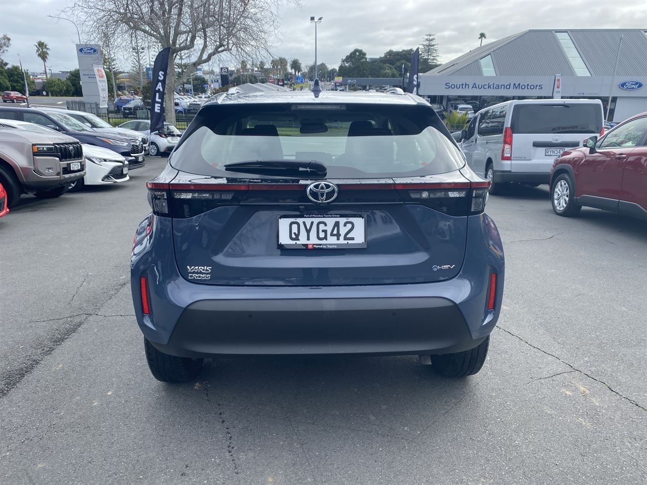 Vehicle image 3