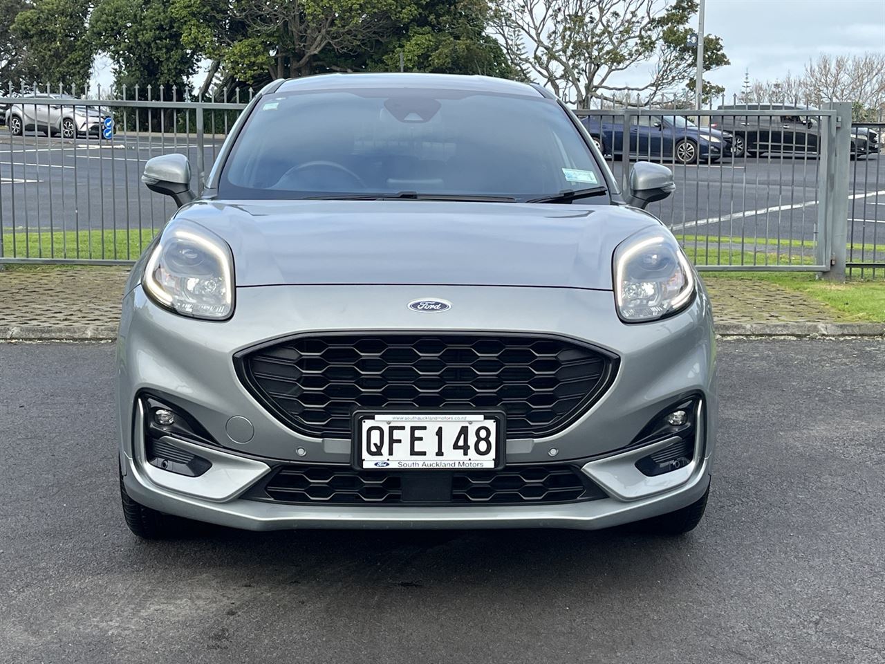 Vehicle image 2