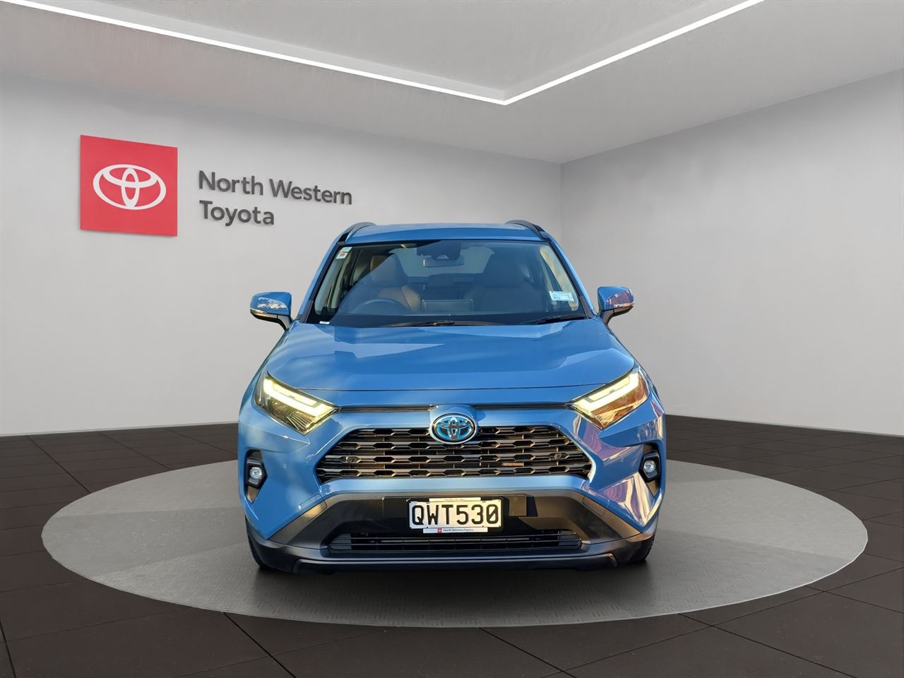 Vehicle image 2