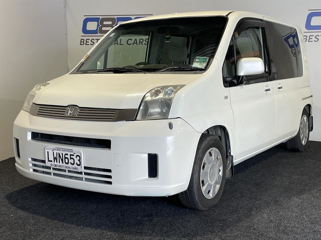 Vehicle image 3