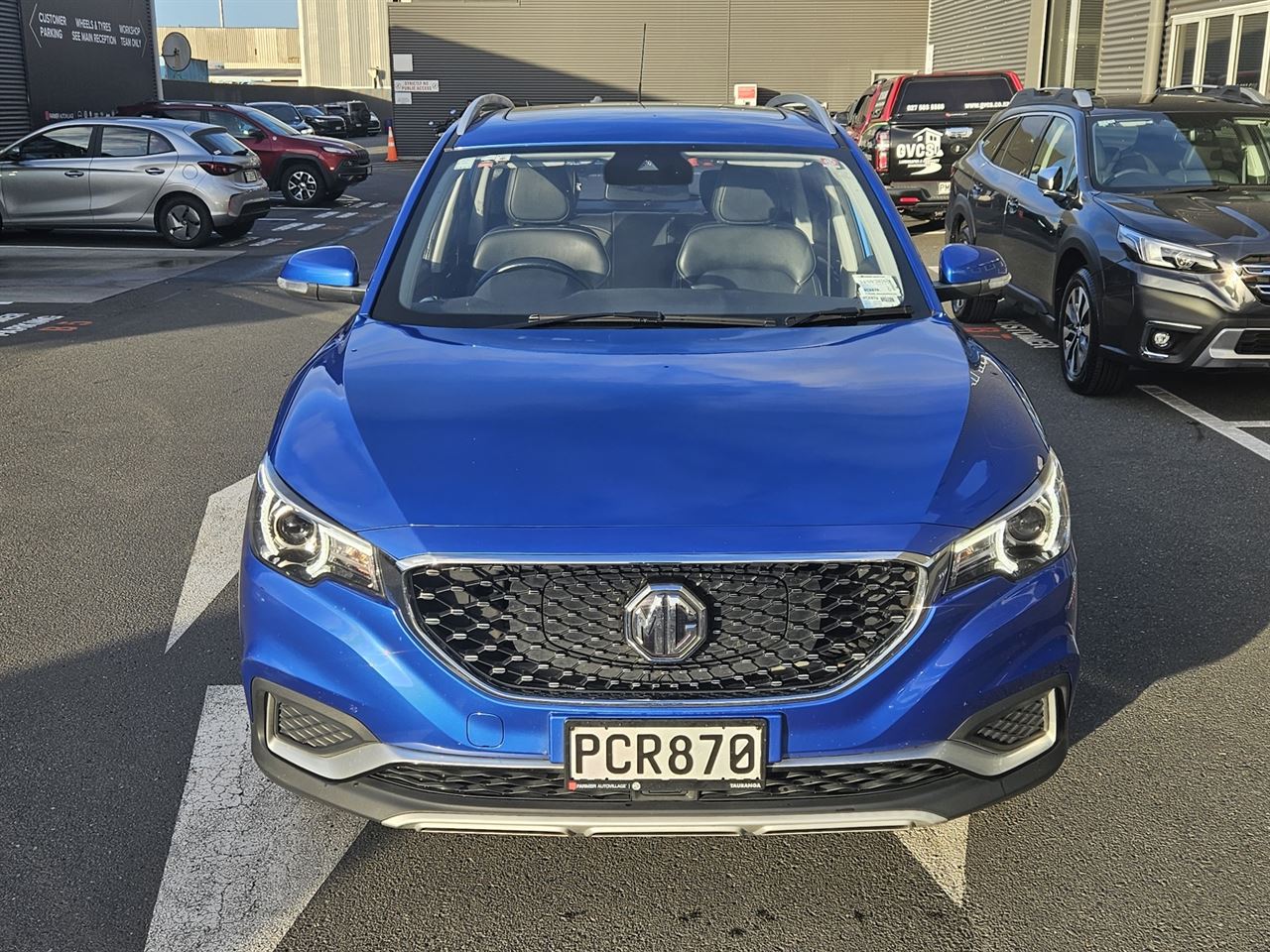Vehicle image 5