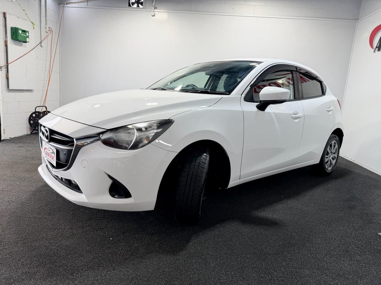 Vehicle image 3