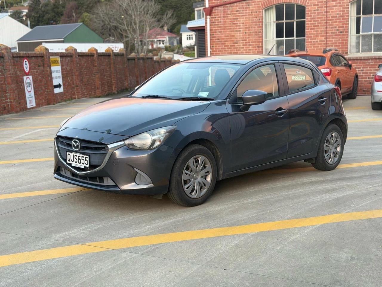 Vehicle image 4