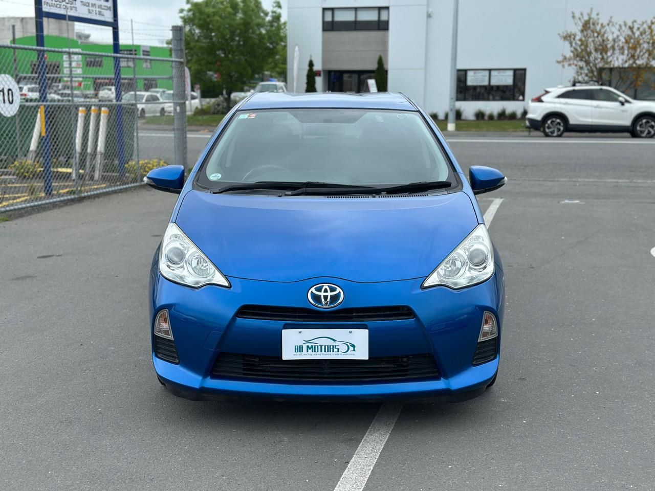 Vehicle image 2