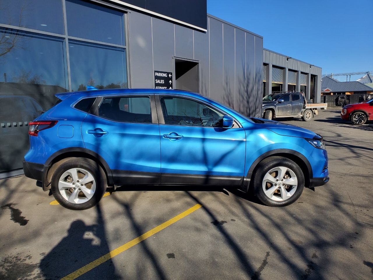 Vehicle image 2