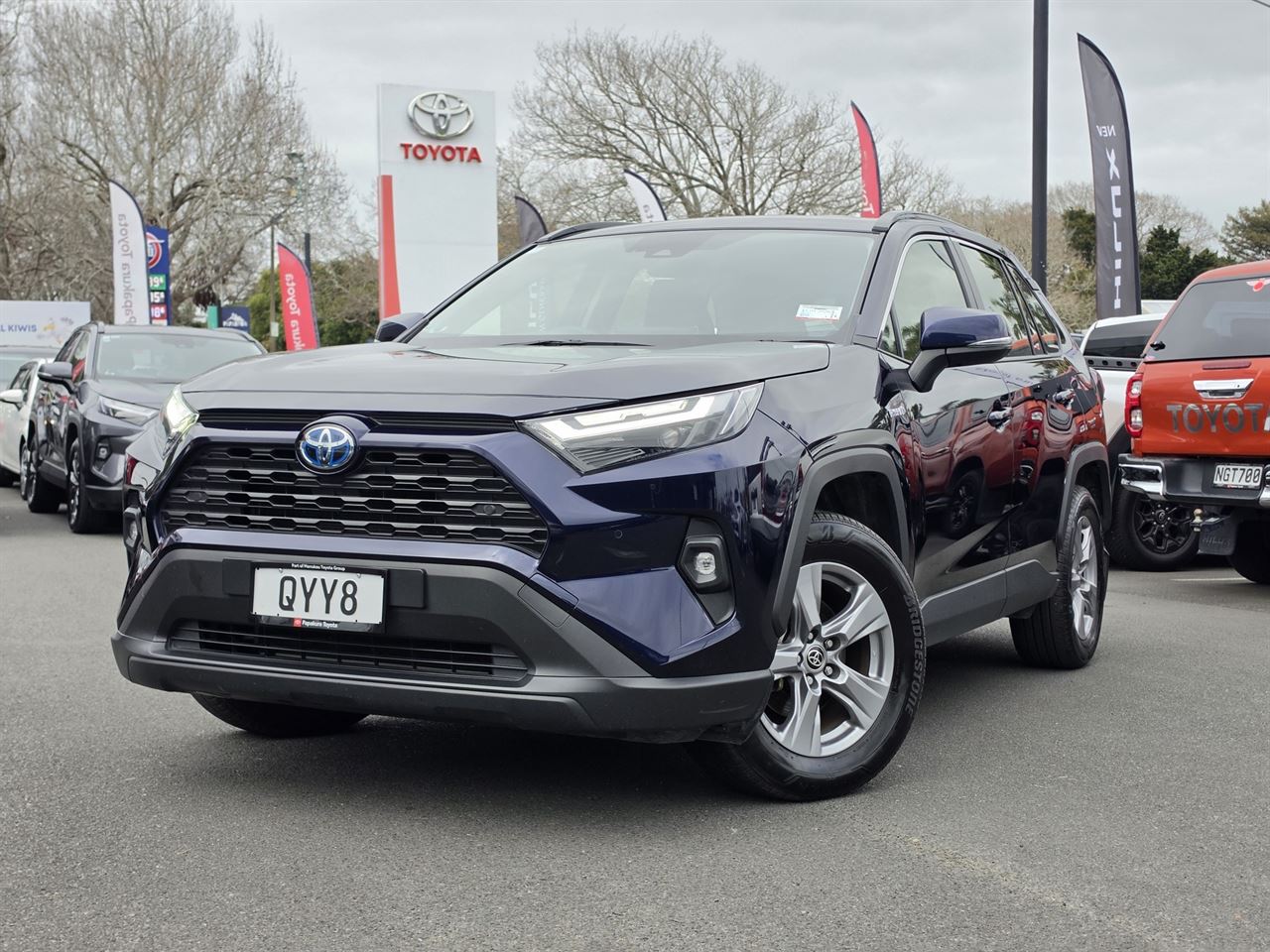 Vehicle image 3