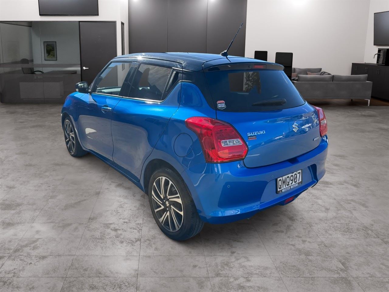 Vehicle image 4