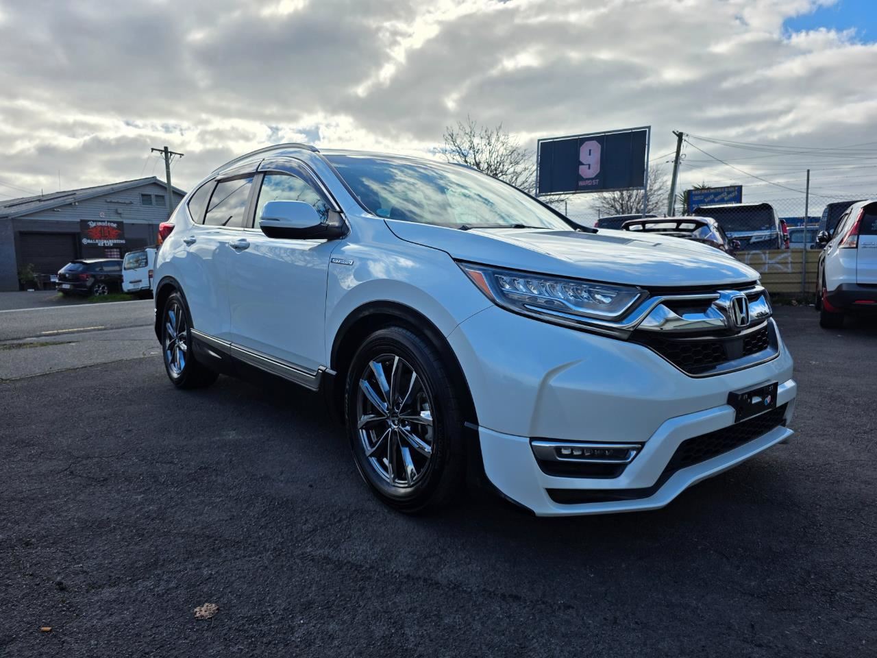 Vehicle image 4