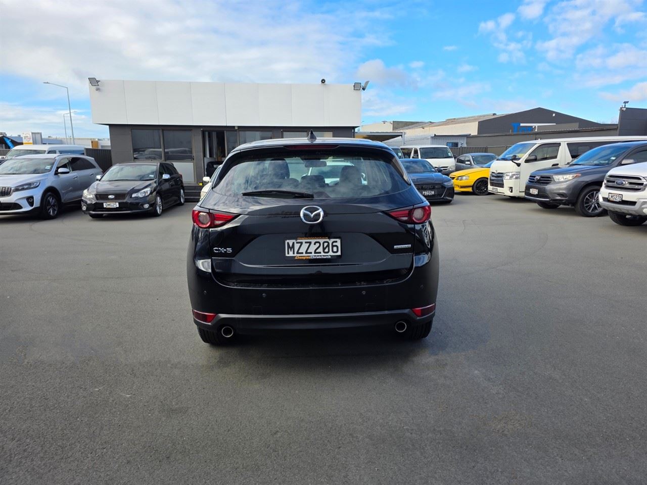 Vehicle image 3