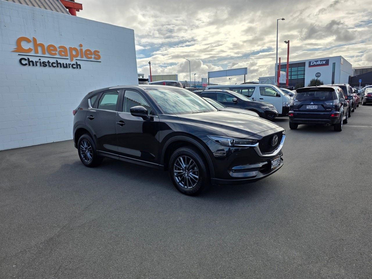 Vehicle image 5