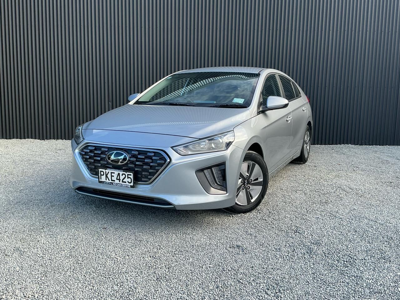 Vehicle image 5