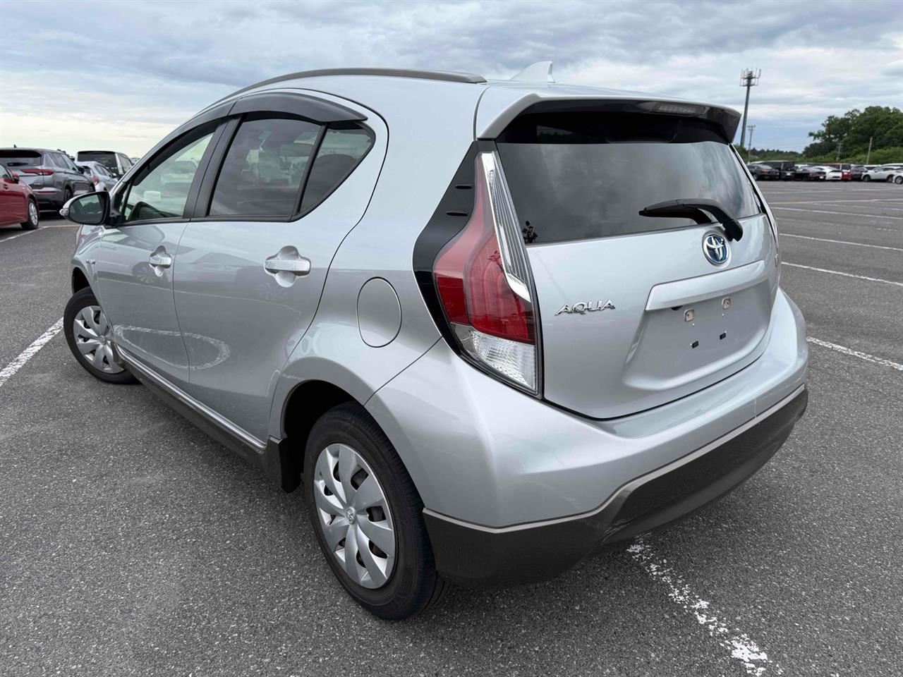 Vehicle image 2