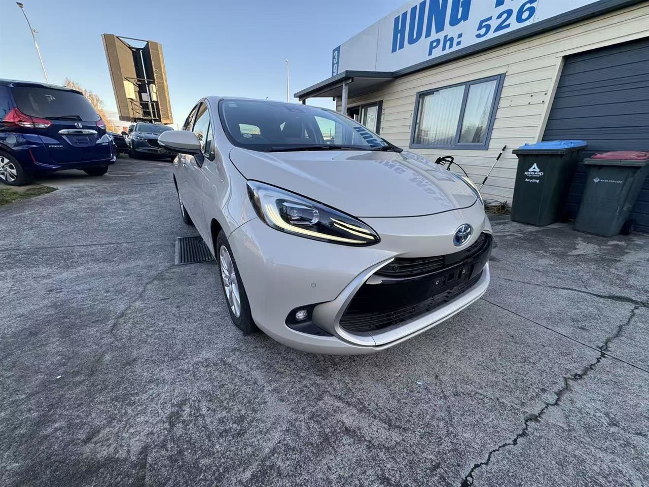 Vehicle image 1