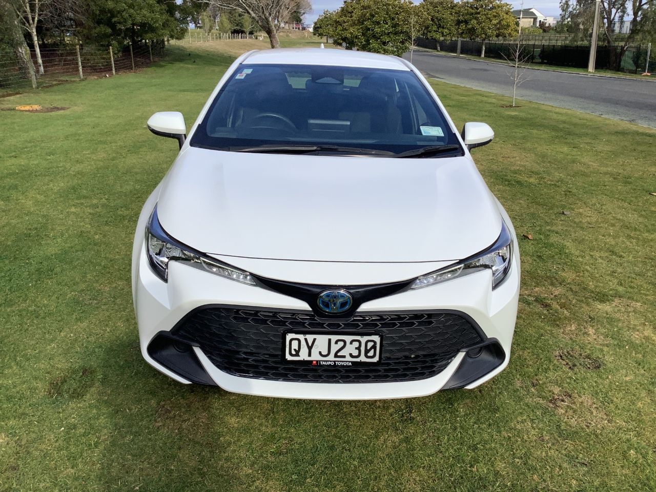 Vehicle image 3