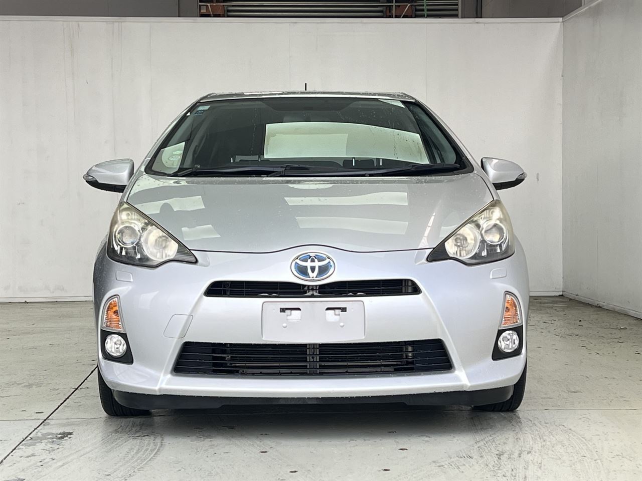 Vehicle image 2