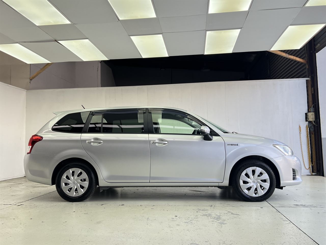 Vehicle image 5