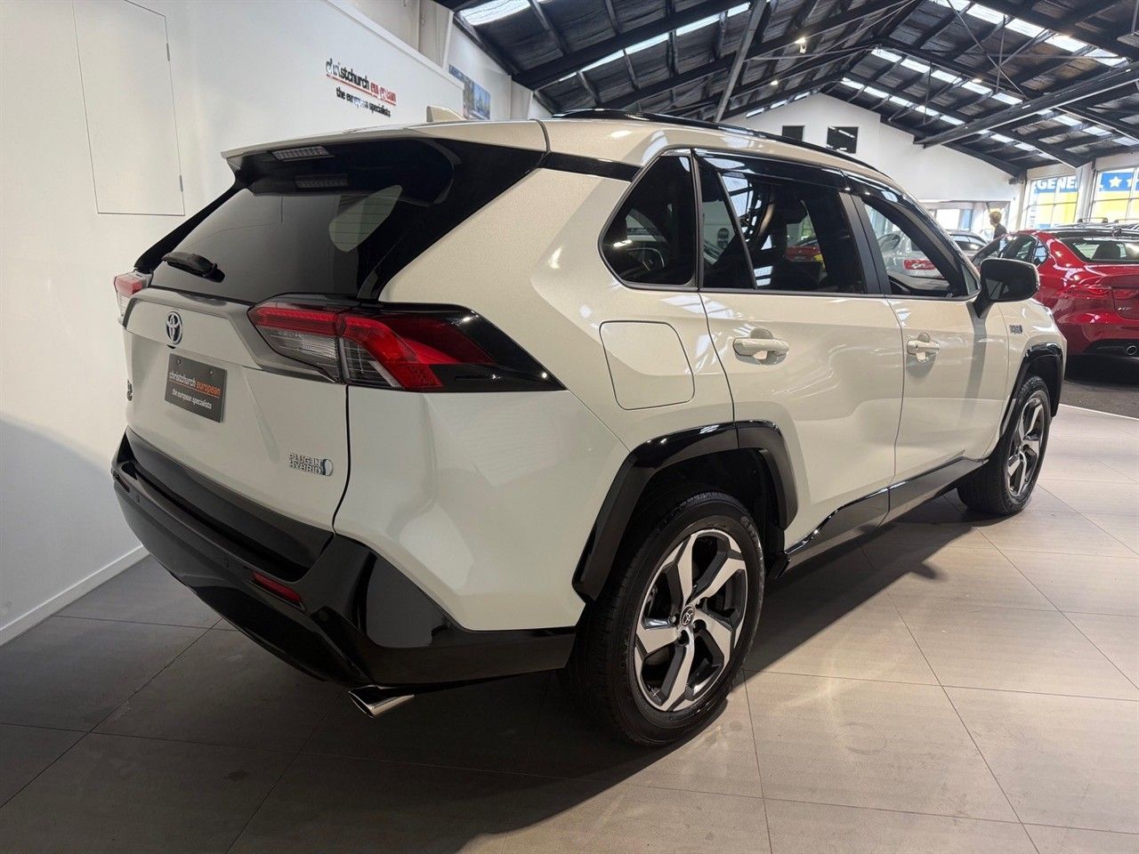 Vehicle image 3