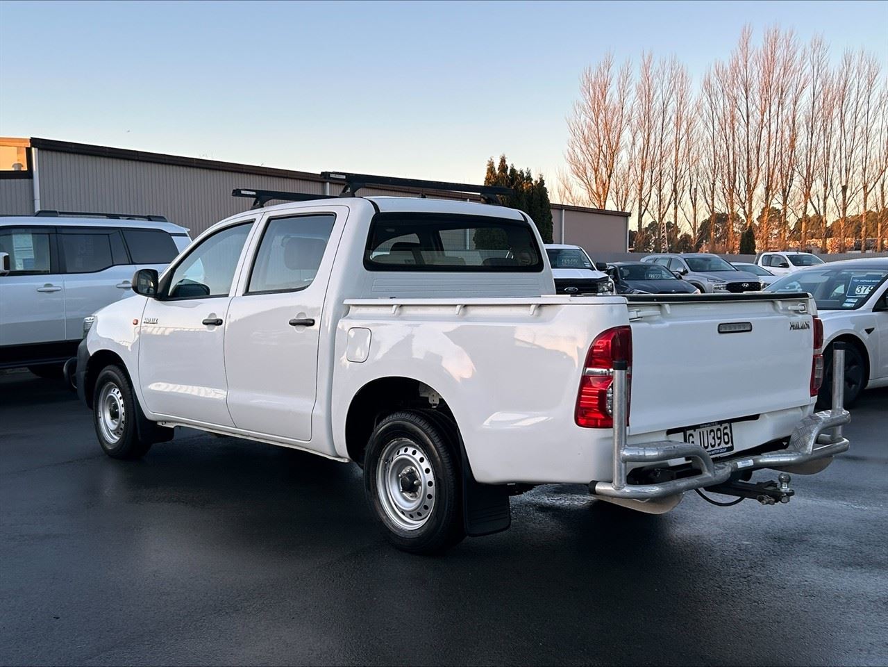 Vehicle image 4