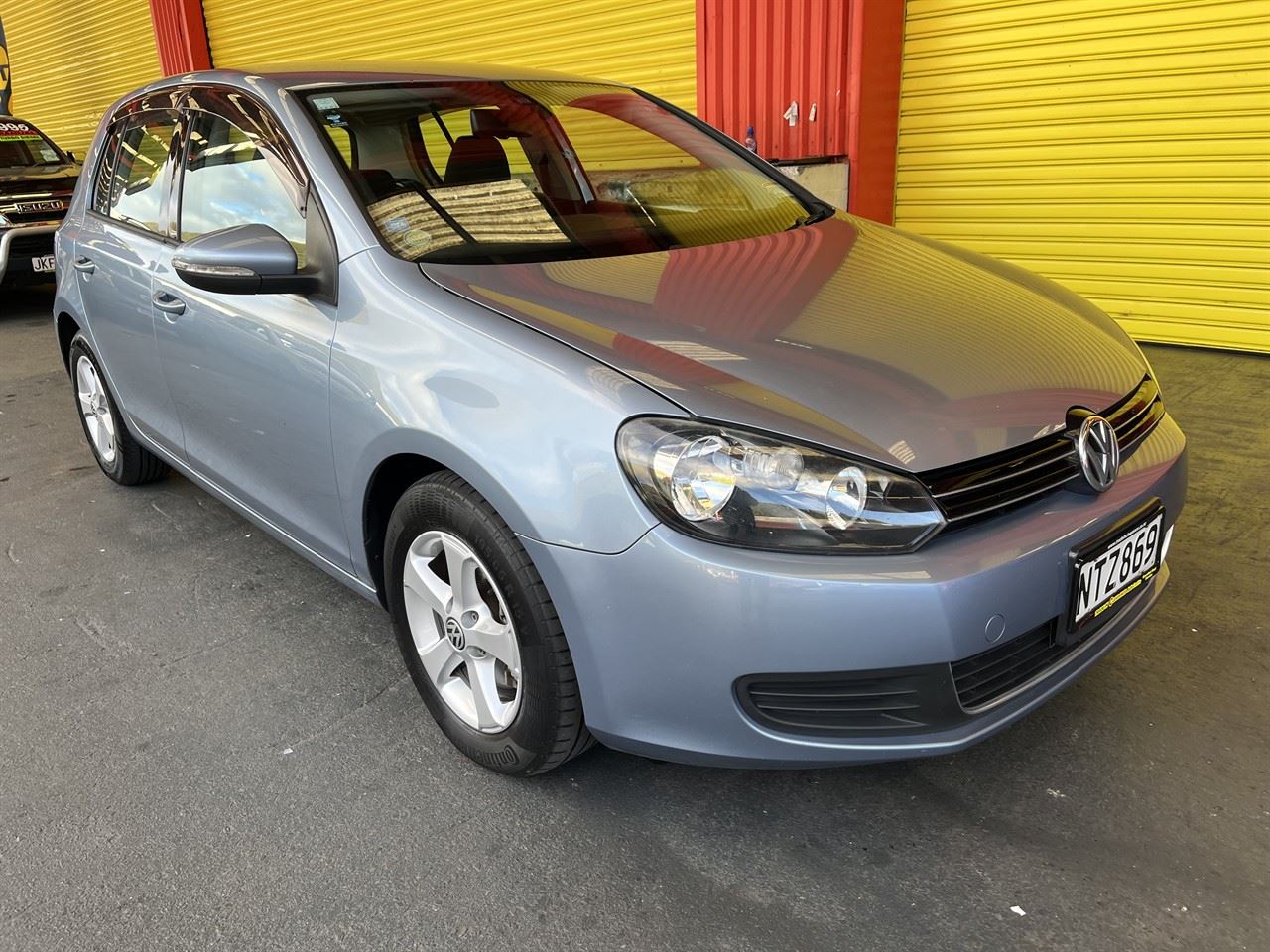 Vehicle image 1